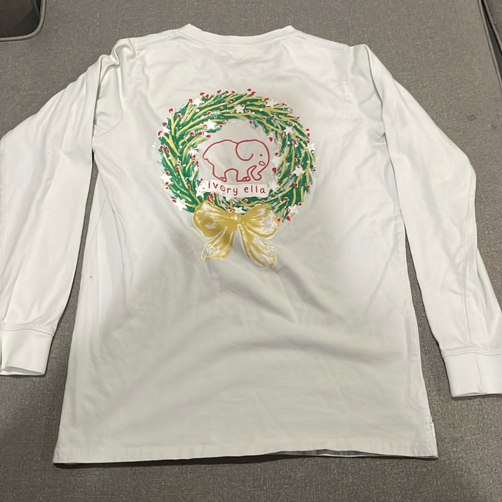 Ivory Ella long sleeve light blue holiday wreath tee shirt